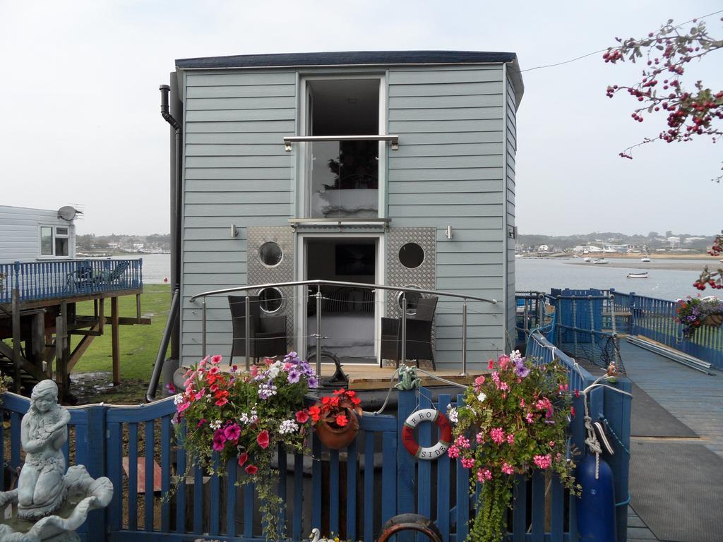 Bed and Breakfast Houseboat Harbourside View Newport  Exterior foto