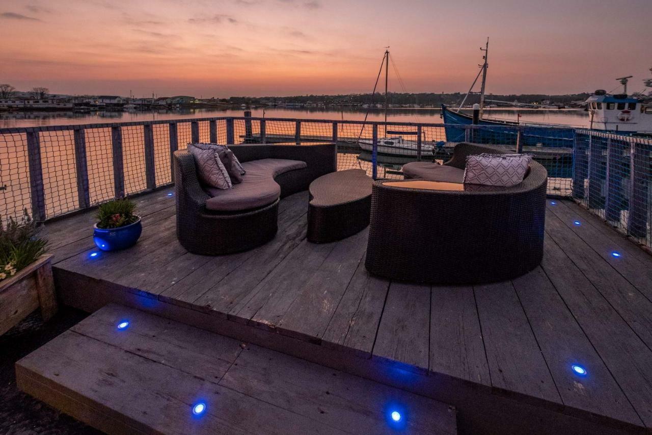 Bed and Breakfast Houseboat Harbourside View Newport  Exterior foto